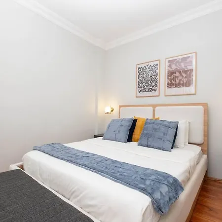 公寓 3-bedroom Spacious Flat With Seaview 伊斯坦布尔
